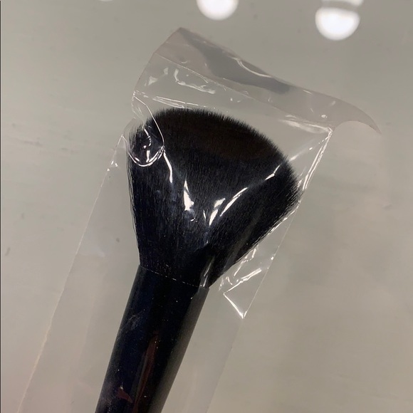 NWT Lancôme face brush - Picture 3 of 4
